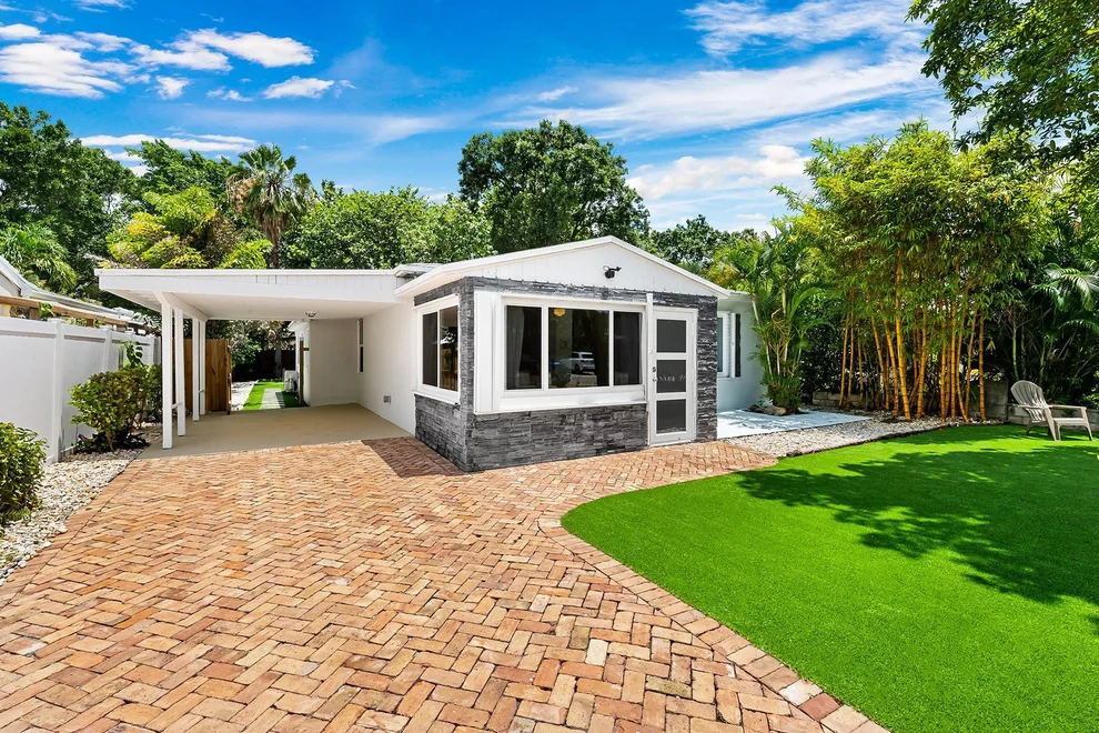 Unit for sale at 517 SW 14th Street, Fort Lauderdale, FL 33315