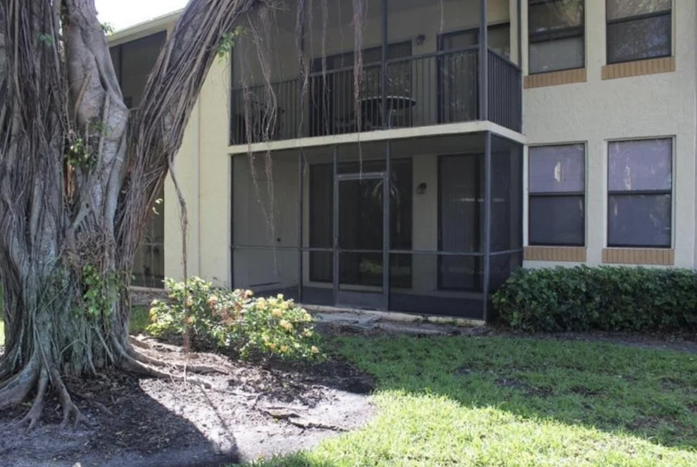 Unit for sale at 1256 S Military Trail, Deerfield Beach, FL 33442