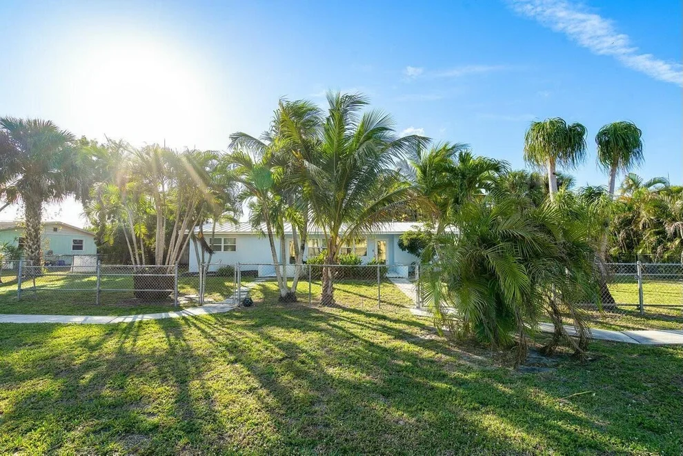Unit for sale at 8719 40th Terrace N, Palm Beach Gardens, FL 33410