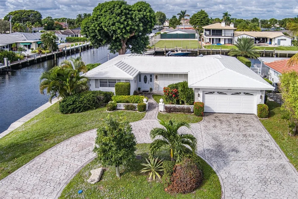 Unit for sale at 5601 Bayview Drive, Fort Lauderdale, FL 33308