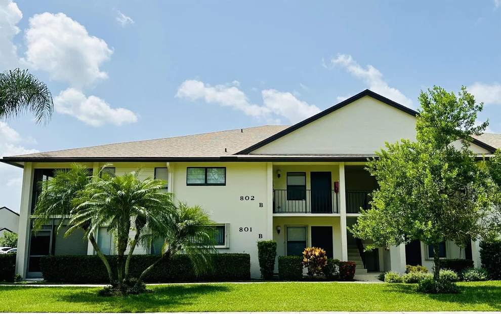 Unit for sale at 802 Wingfoot Drive, Jupiter, FL 33458