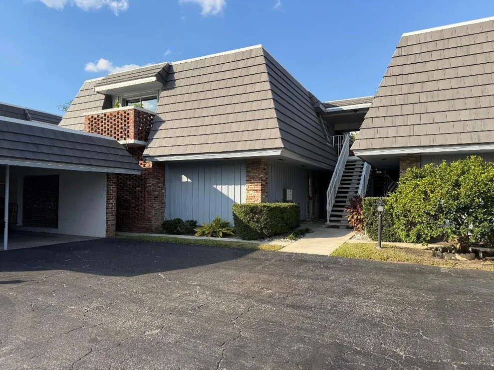 Unit for sale at 419 Pine Tree Court, Atlantis, FL 33462