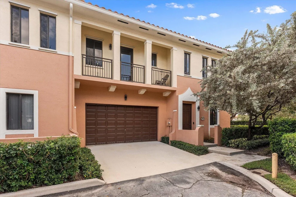 Unit for sale at 2426 Venetian Way, Boynton Beach, FL 33426