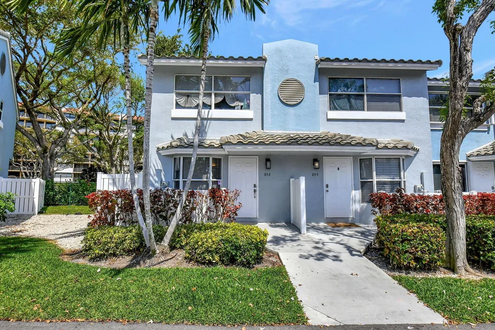 Unit for sale at 842 E Jeffery Street, Boca Raton, FL 33487