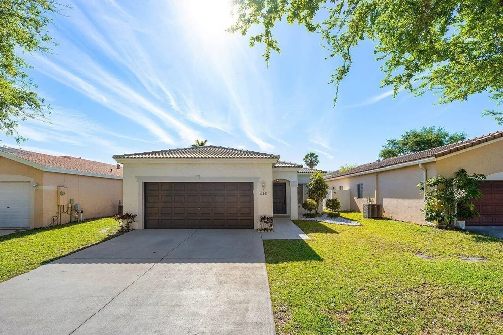 Unit for sale at 1214 SW 46 Way, Deerfield Beach, FL 33442