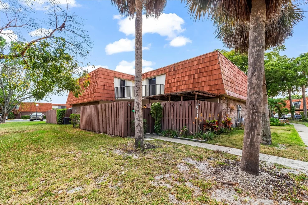 Unit for sale at 1611 S Coral Terrace, North Lauderdale, FL 33068