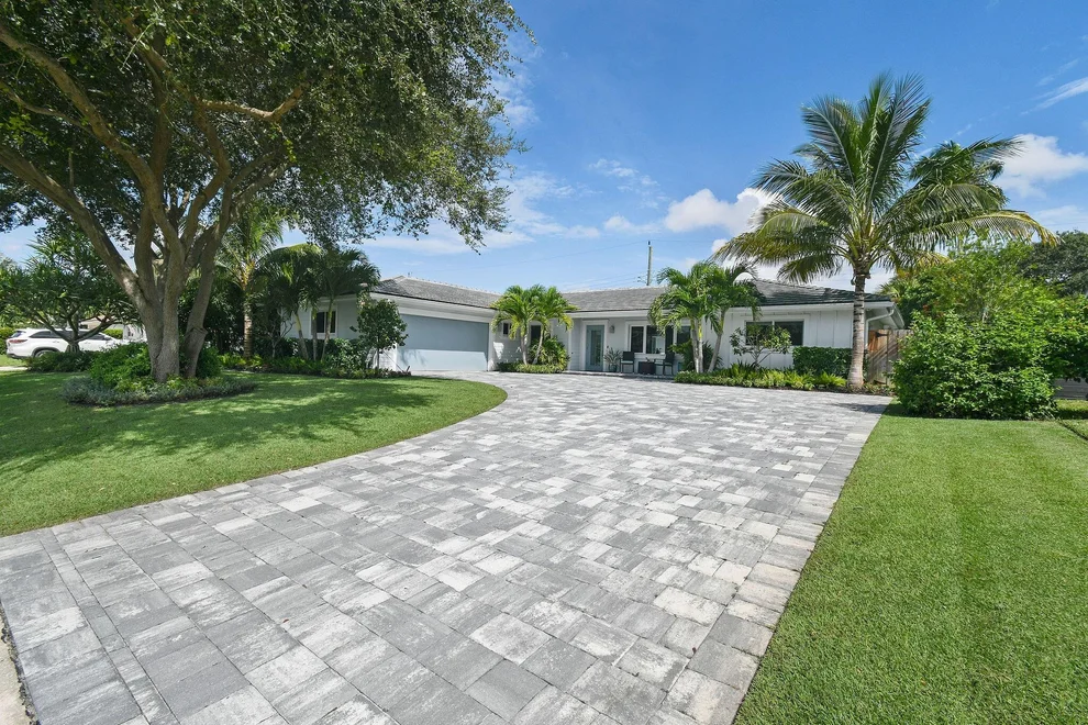 Unit for sale at 2083 Ardley Court, North Palm Beach, FL 33408