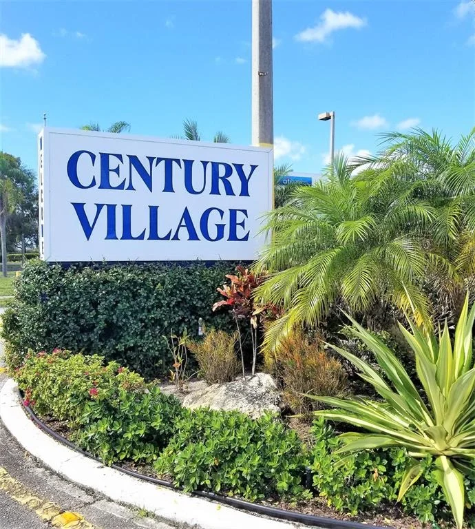 Unit for sale at 267 Camden L, West Palm Beach, FL 33417