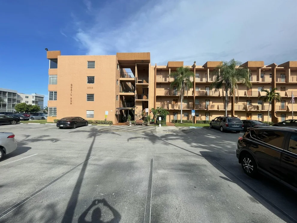 Unit for sale at 3050 Sunrise Lakes Drive E, Sunrise, FL 33322