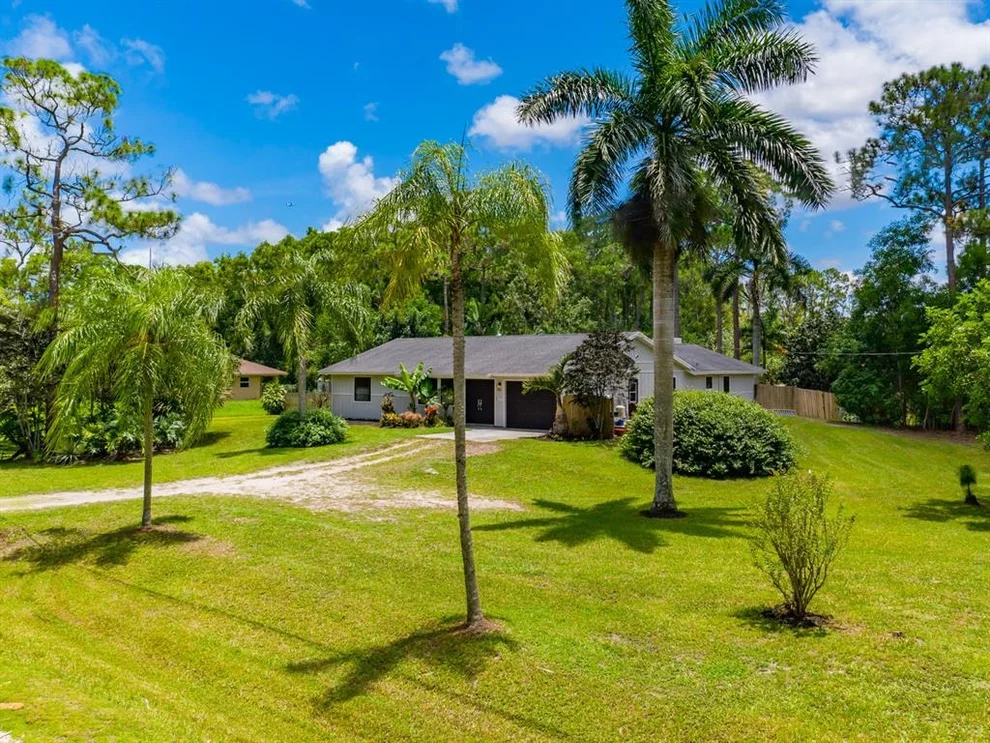 Unit for sale at 13176 58th Court N, The Acreage, FL 33411