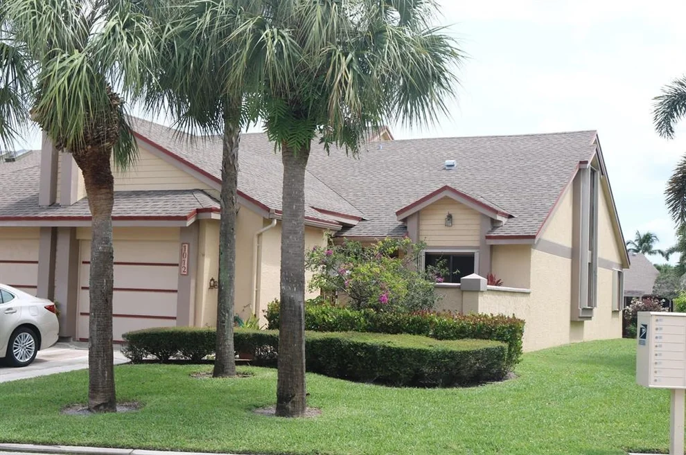 Unit for sale at 1012 Landings Boulevard, Greenacres, FL 33413