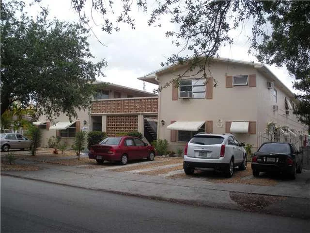 Unit for sale at 1915 Monroe Street, Hollywood, FL 33020