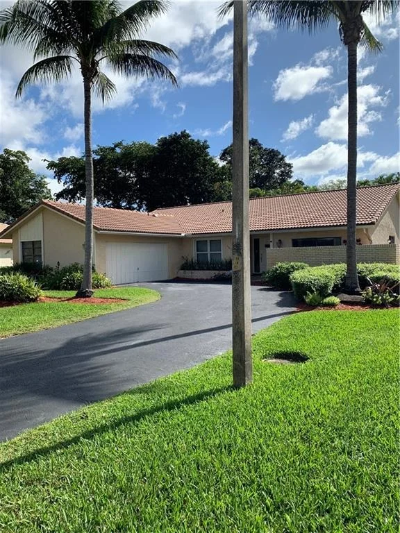 Unit for sale at 10026 NW 3rd Place, Coral Springs, FL 33071