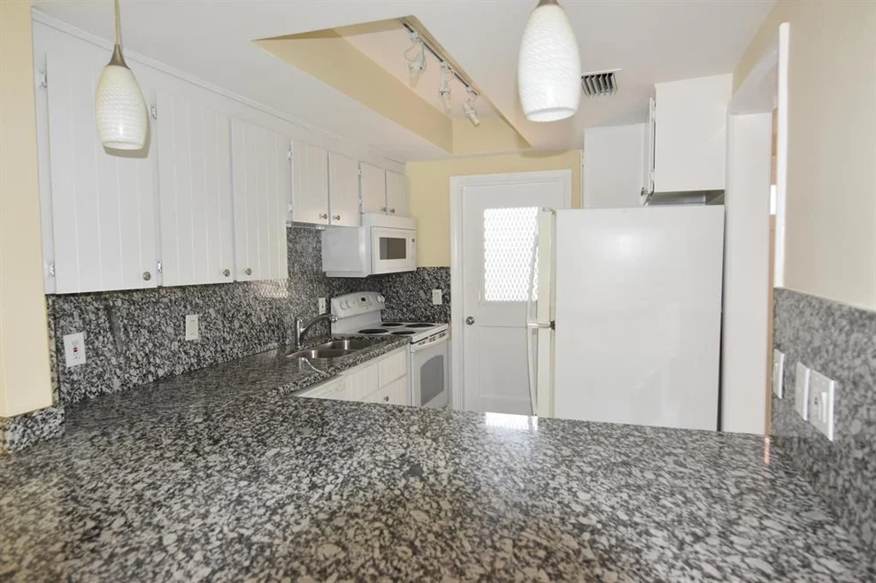 Unit for sale at 300 NE 20th Street, Boca Raton, FL 33431