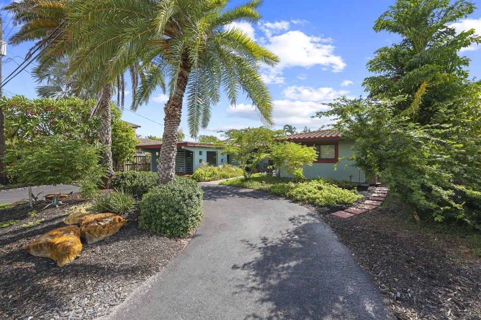 Unit for sale at 2332 NE 17th Terrace, Wilton Manors, FL 33305