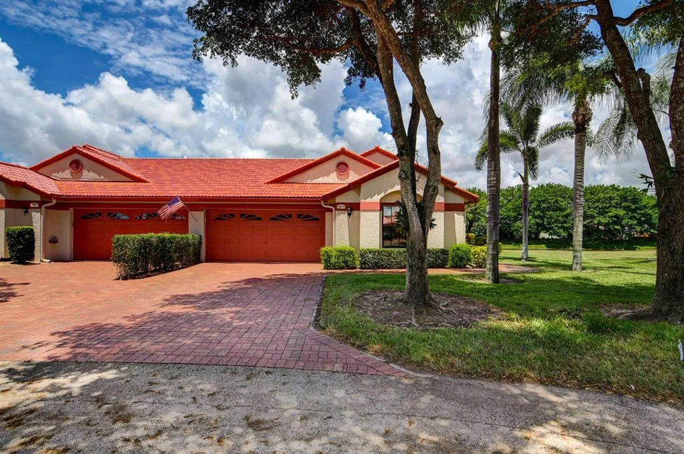 Unit for sale at 7621 Lexington Club Boulevard, Delray Beach, FL 33446