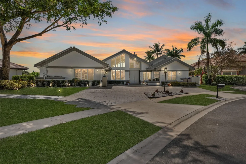 Unit for sale at 10722 Kirkaldy Lane, Boca Raton, FL 33498