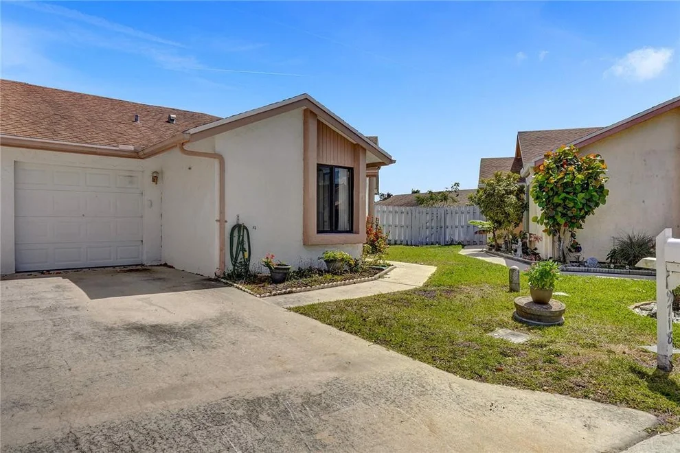 Unit for sale at 9718 Saratoga Park Court, Boca Raton, FL 33428