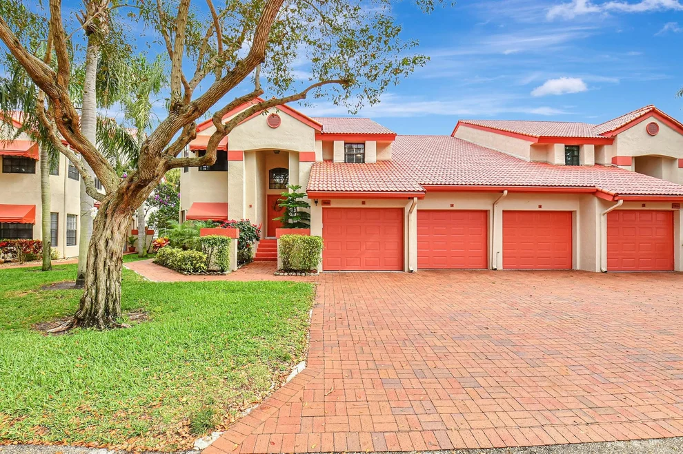 Unit for sale at 7884 Lexington Club Boulevard, Delray Beach, FL 33446