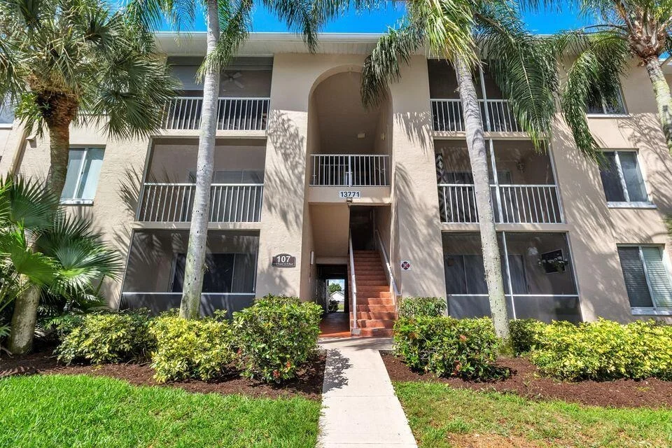 Unit for sale at 13771 Oneida Drive, Delray Beach, FL 33446