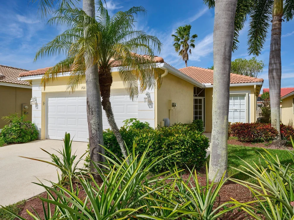 Unit for sale at 7683 Cherry Blossom Way, Boynton Beach, FL 33437
