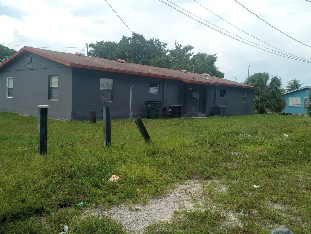 Unit for sale at 1002 N 16th Street, Fort Pierce, FL 34950