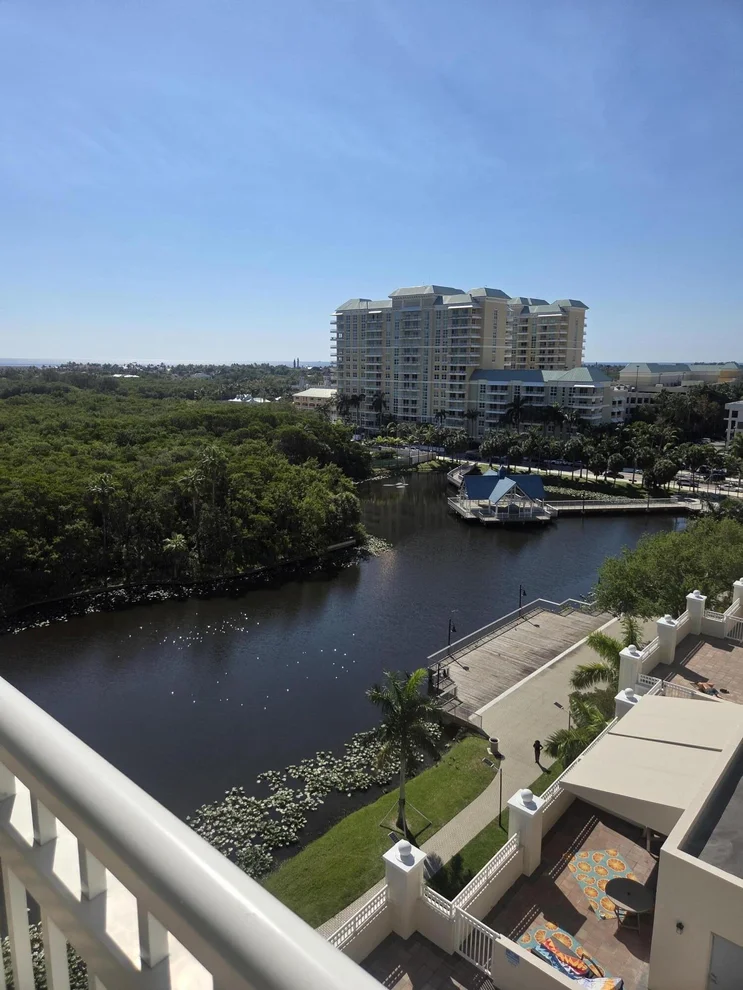 Unit for sale at 450 N Federal Highway, Boynton Beach, FL 33435