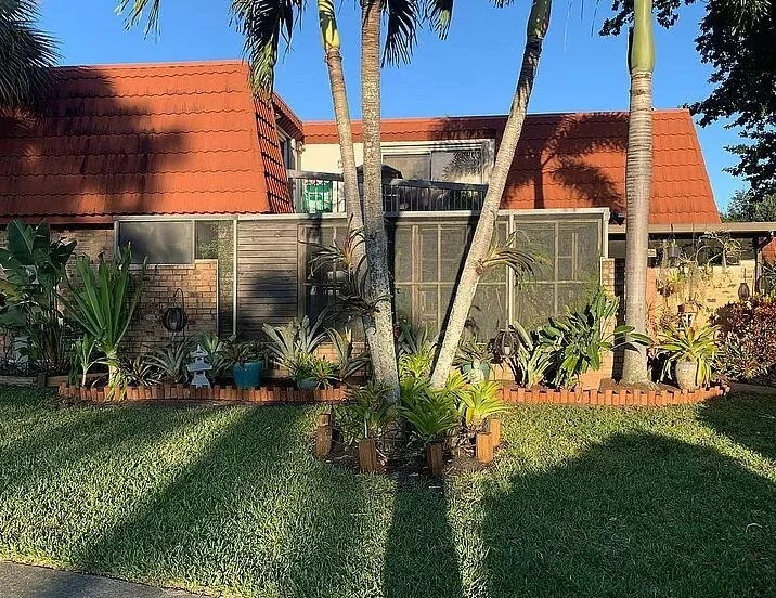 Unit for sale at 4616 Suburban Pines Drive, Lake Worth, FL 33463