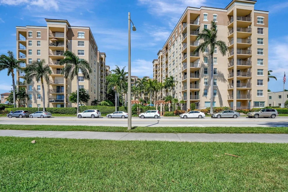 Unit for sale at 1801 N Flagler Drive, West Palm Beach, FL 33407