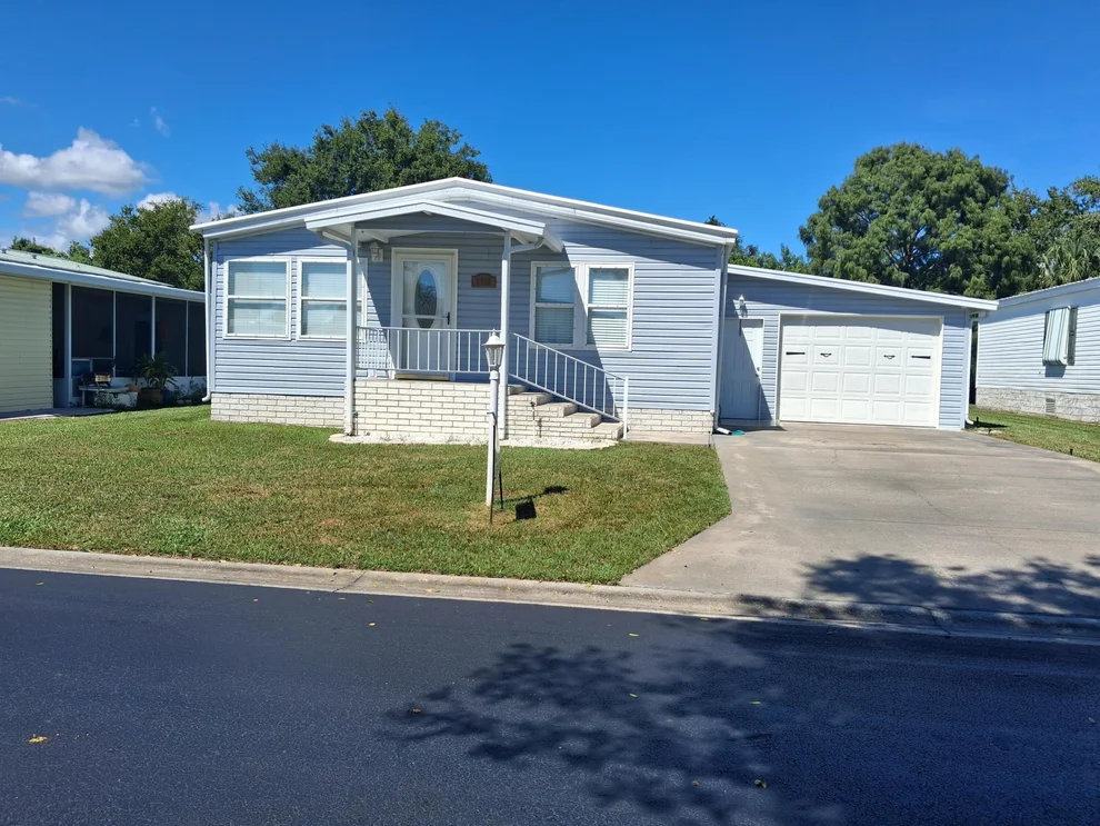 Unit for sale at 1555 SW 35 Circle, Okeechobee, FL 34974