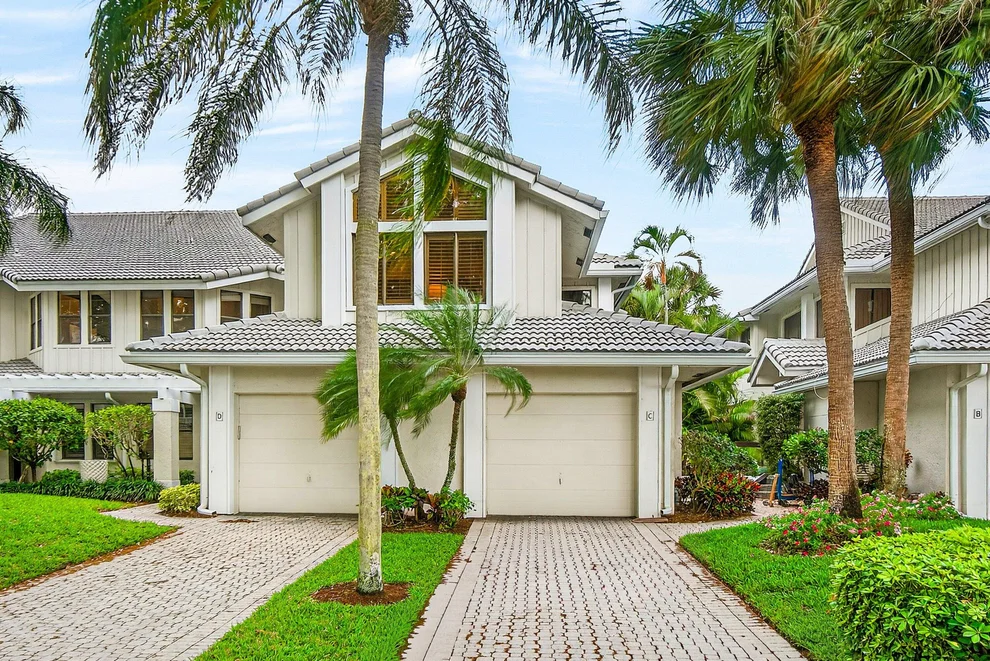 Unit for sale at 17565 Ashbourne Way, Boca Raton, FL 33496