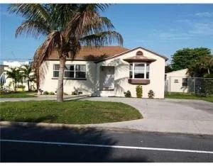 Unit for sale at 524 N L Street, Lake Worth Beach, FL 33460