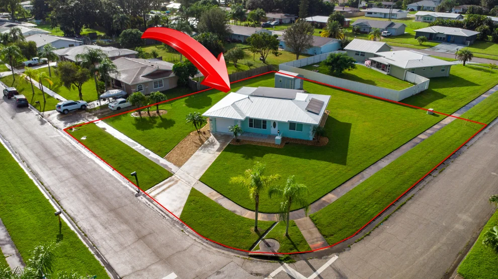 Unit for sale at 286 SW Dabney Drive, Port St Lucie, FL 34983