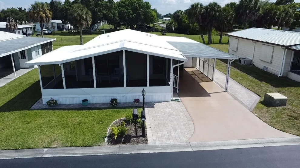 Unit for sale at 1747 SW 35th Circle, Okeechobee, FL 34974