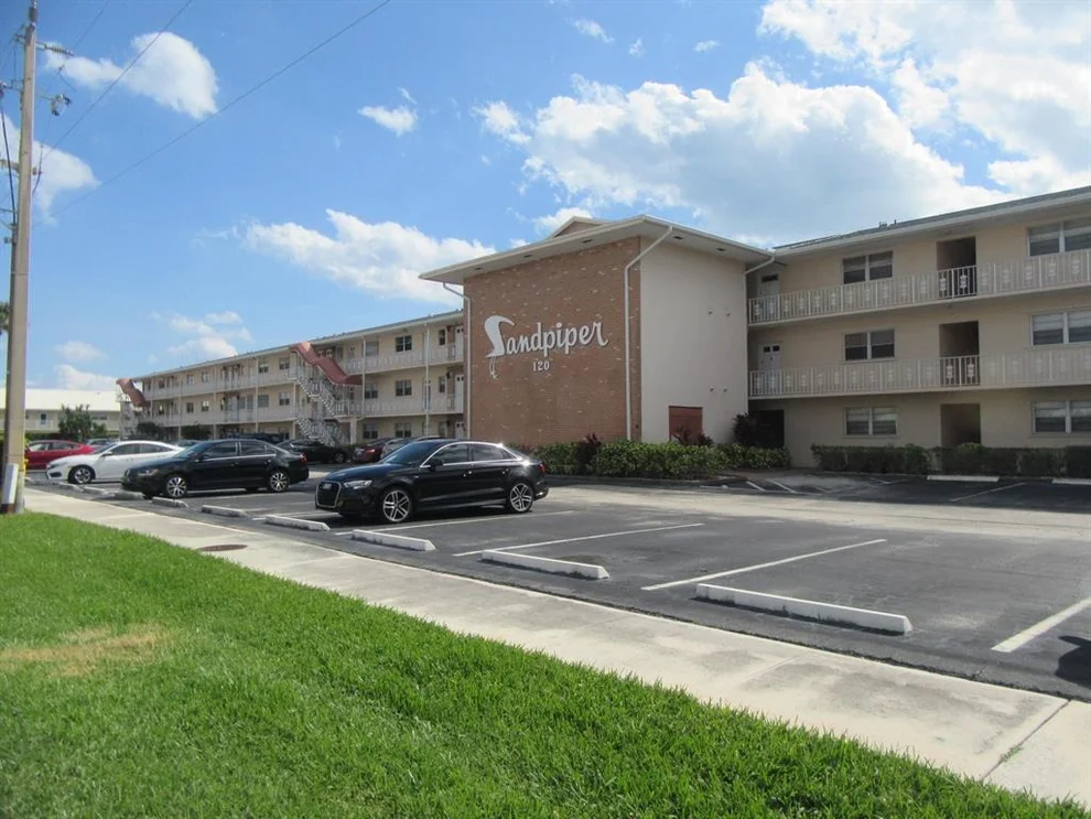Unit for sale at 120 Lehane Terrace, North Palm Beach, FL 33408