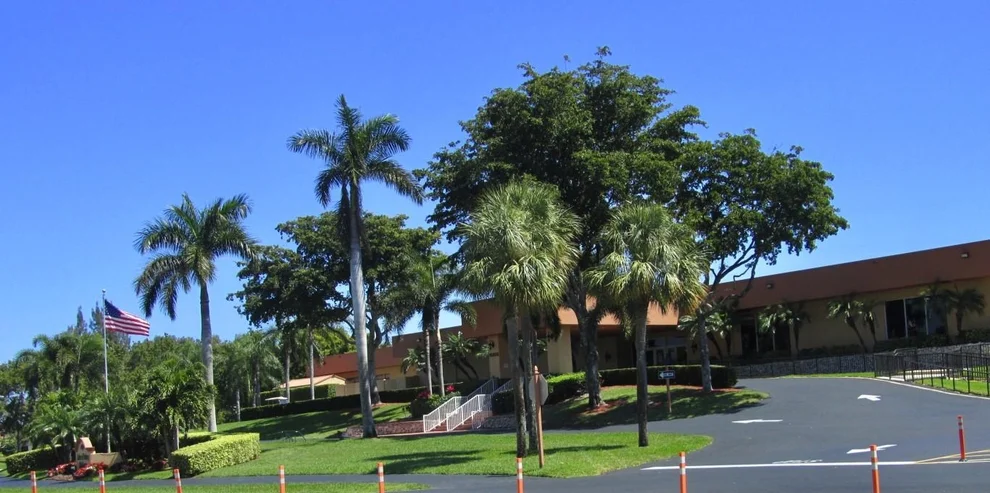 Unit for sale at 15450 Pembridge Avenue, Delray Beach, FL 33484