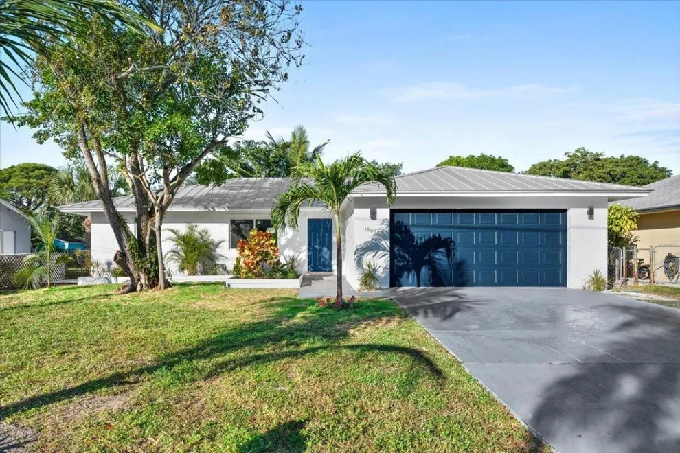 Unit for sale at 19052 SE Hillcrest Drive, Tequesta, FL 33469