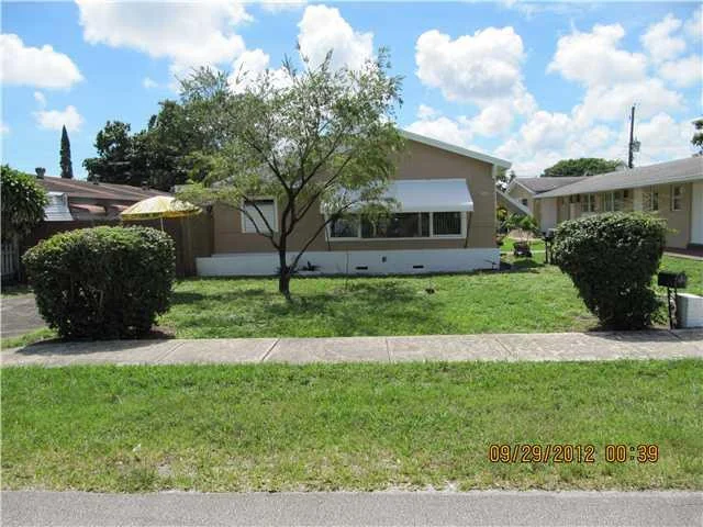 Unit for sale at 2334 Lee Street, Hollywood, FL 33020