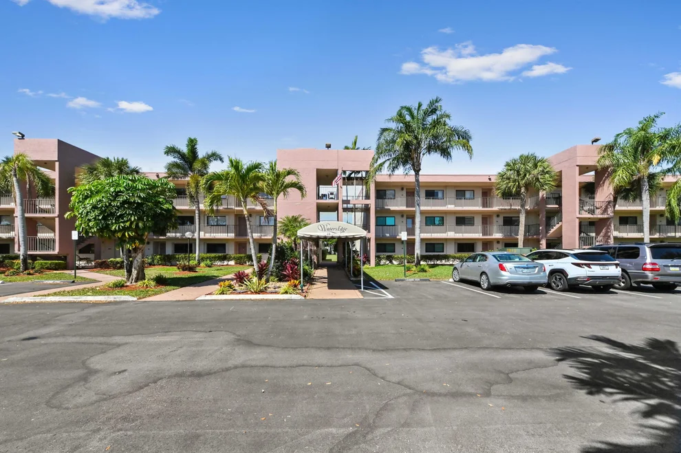Unit for sale at 15461 Pembridge Drive, Delray Beach, FL 33484