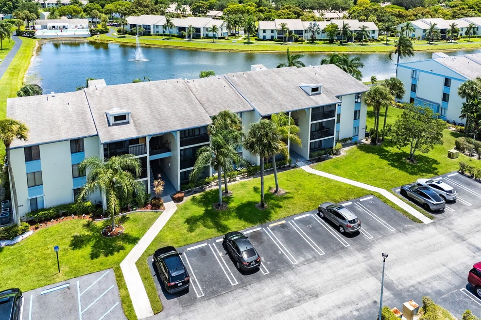 Unit for sale at 1108 Green Pine Boulevard, West Palm Beach, FL 33409