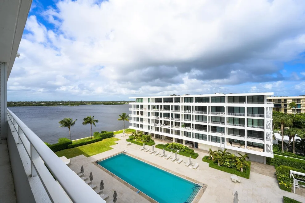 Unit for sale at 2784 S Ocean Boulevard, Palm Beach, FL 33480