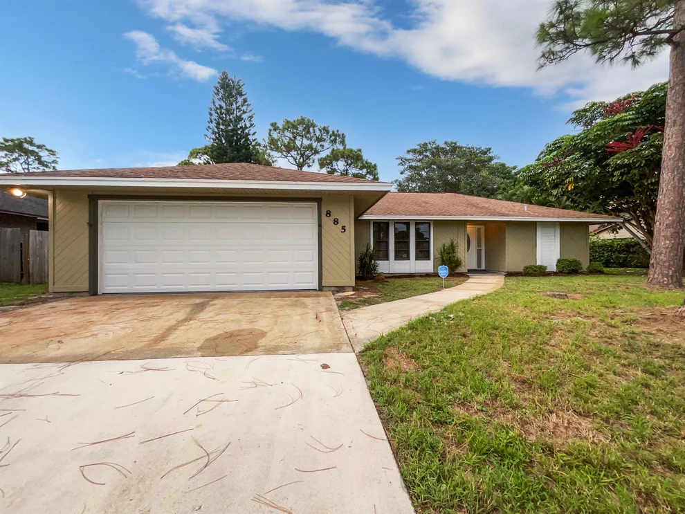 Unit for sale at 885 SE Evergreen Terrace, Port St Lucie, FL 34983