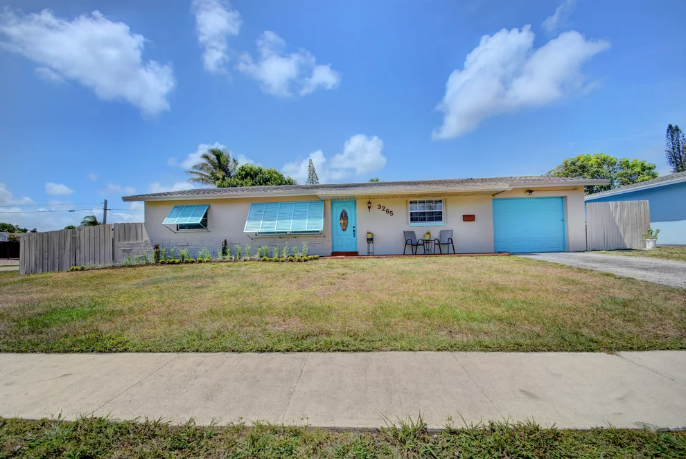 Unit for sale at 3265 Bermuda Road, Palm Beach Gardens, FL 33410