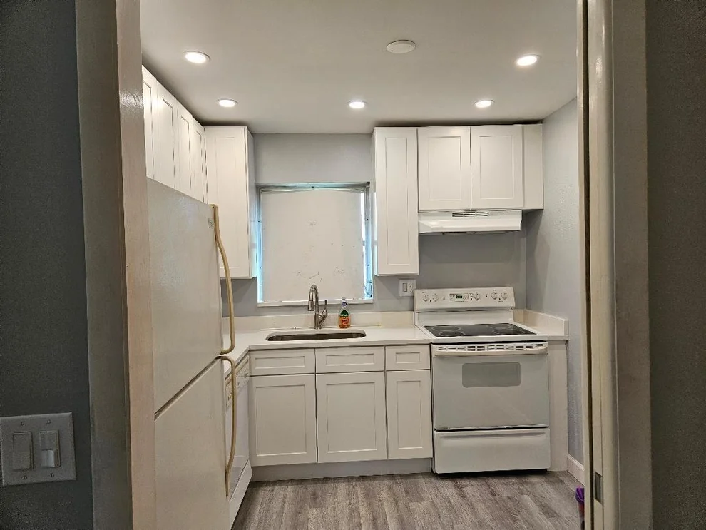 Unit for sale at 2824 Crosley Drive E, West Palm Beach, FL 33415