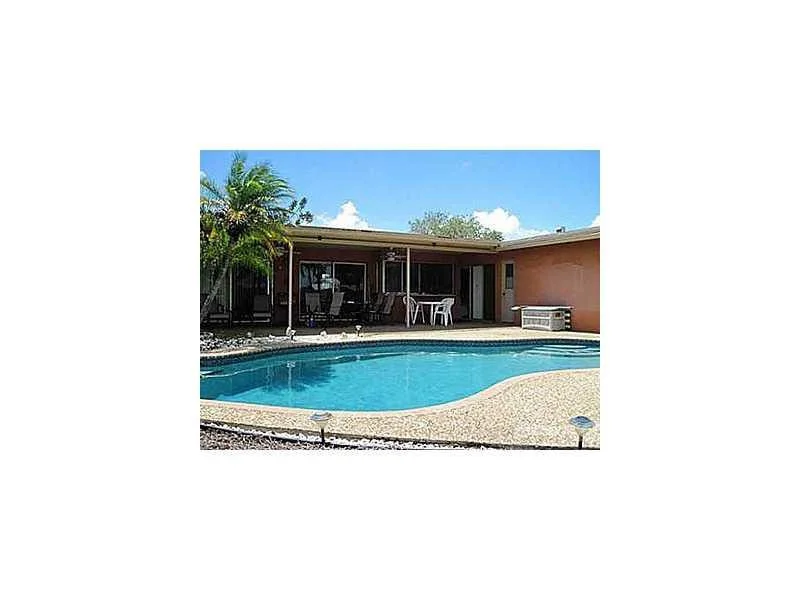Unit for sale at 9221 NW 20th Place, Sunrise, FL 33322