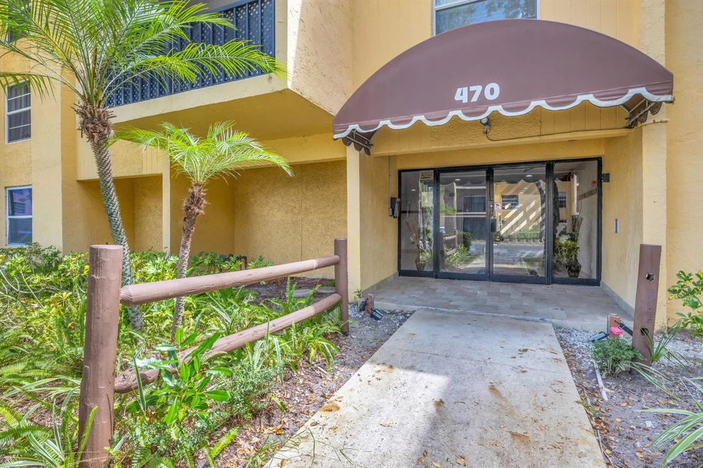 Unit for sale at 470 NW 20th Street, Boca Raton, FL 33431