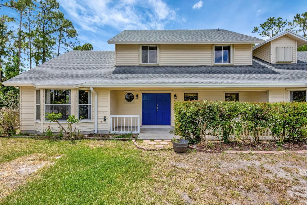 Unit for sale at 7033 Hall Boulevard, The Acreage, FL 33470