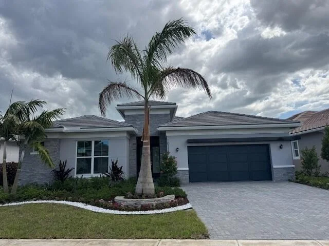 Unit for sale at 10111 Timber Creek Way, Palm Beach Gardens, FL 33412