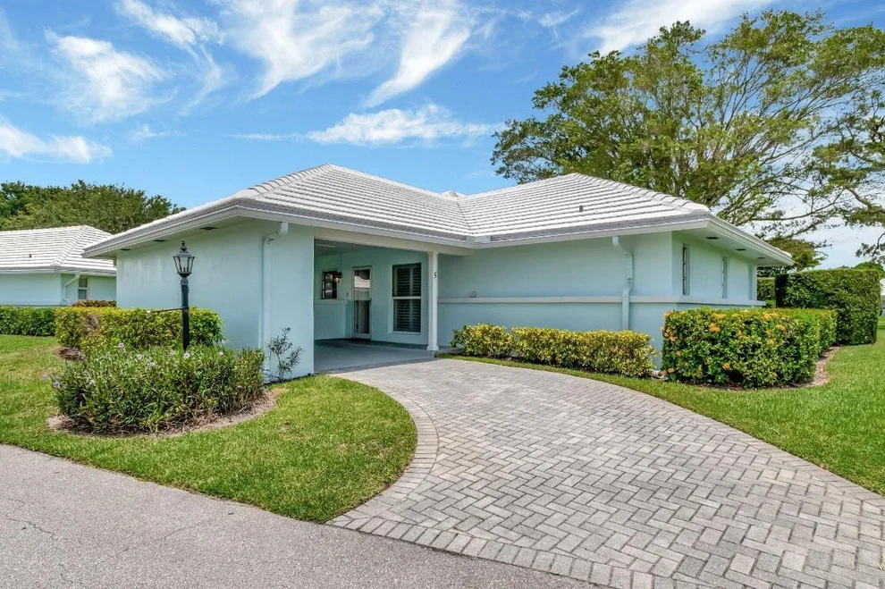 Unit for sale at 5 Slash Pine Drive, Boynton Beach, FL 33436