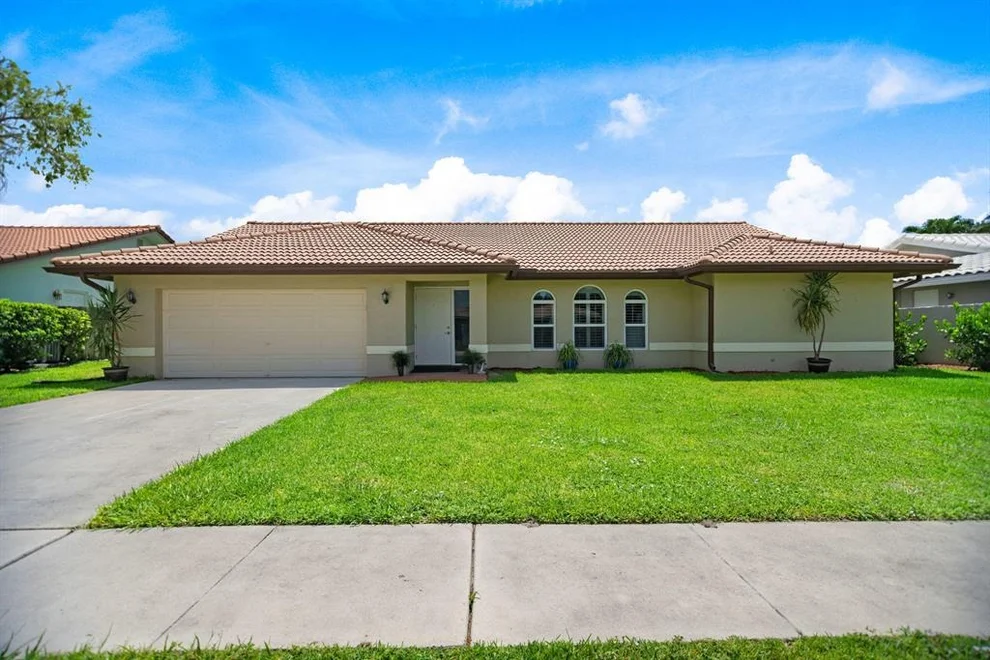 Unit for sale at 23305 Lago Mar Circle, Boca Raton, FL 33433